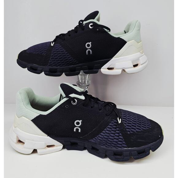 Oncloud Women 8.5 Comfy footwear - Picture 4 of 8